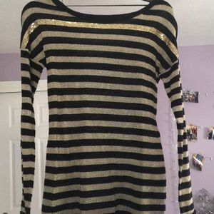 Juniors sparkly sweater